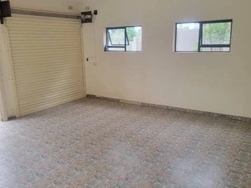 6 Bedroom House
