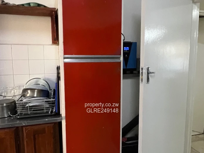 2-Bed Garden Flat in Greencroft, Harare West – Borehole
