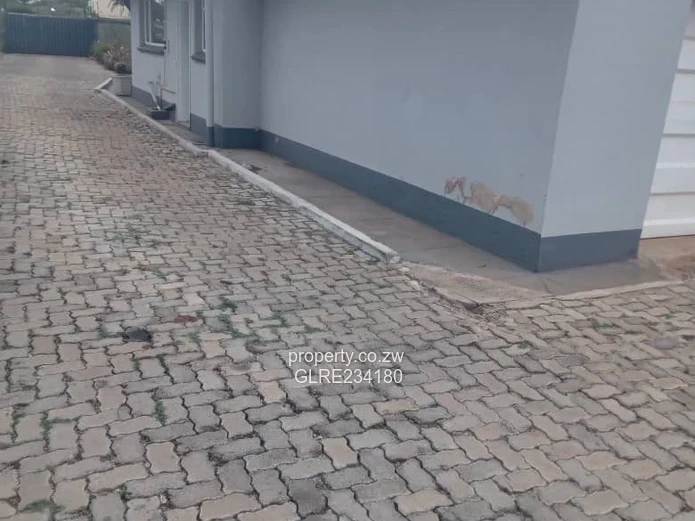 Borrowdale West Fully Furnished 3 Bedroomed House To Rent