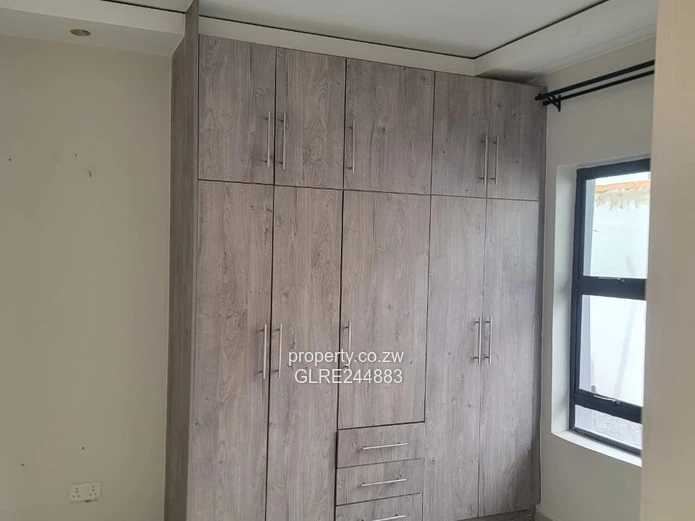 Freshly Renovated 3-Bed with Borehole in Madokero