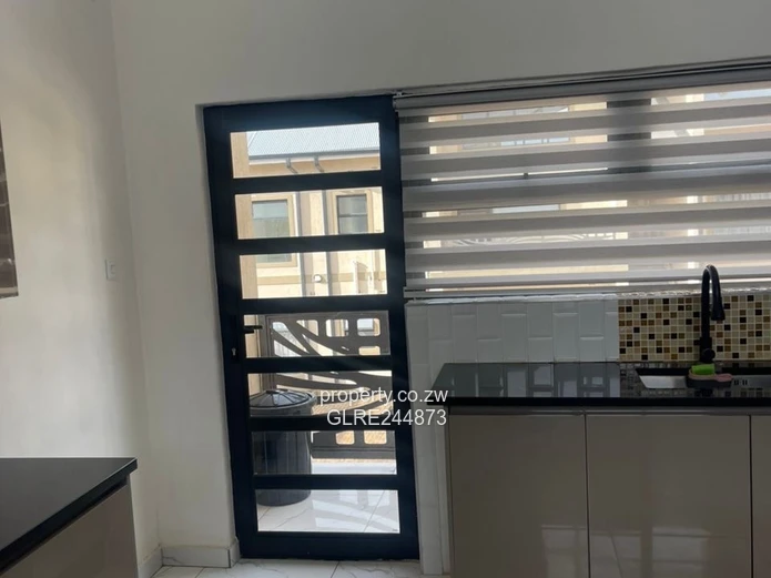 Bright 3-Bed Avondale West Home with Borehole & Balcony