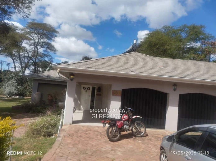 Borrowdale Brooke 3BR House - Pool, Borehole, Garage
