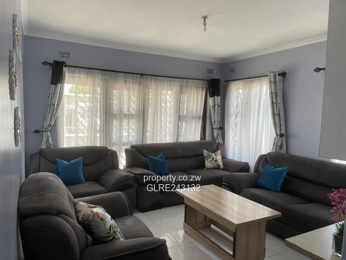 Modern 3-Bed Home in Damofalls with Borehole