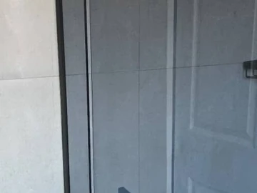 2 Bedroom Flat & Apartment