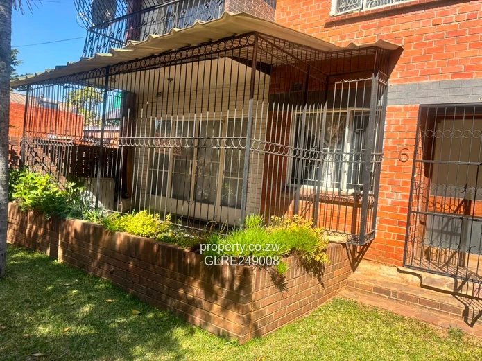Sunny 3-Bed Avondale Flat with Garden & Borehole