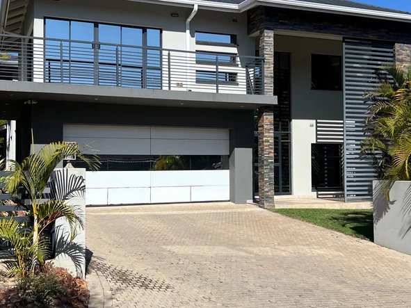 5 Bedroom House