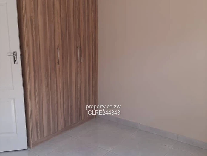 Marlborough 3-Bed Flat with Borehole & Modern Kitchen