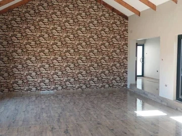 3 Bedroom Flat & Apartment