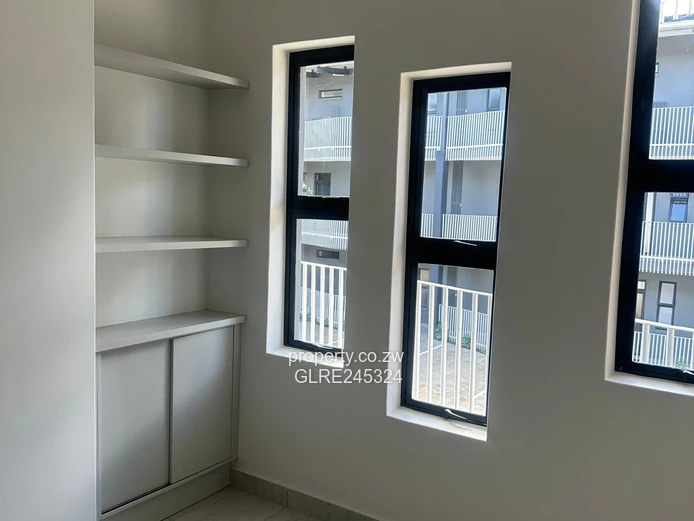 Spacious 2-Bed Apartment in Vainona — Modern Kitchen & Borehole (Sole Mandate)