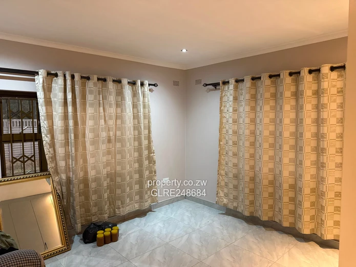 Modern 4-Bed Home in Adylinn - Borehole & Driveway