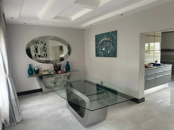 6 Bedroom House