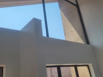 3 Bedroom Flat & Apartment