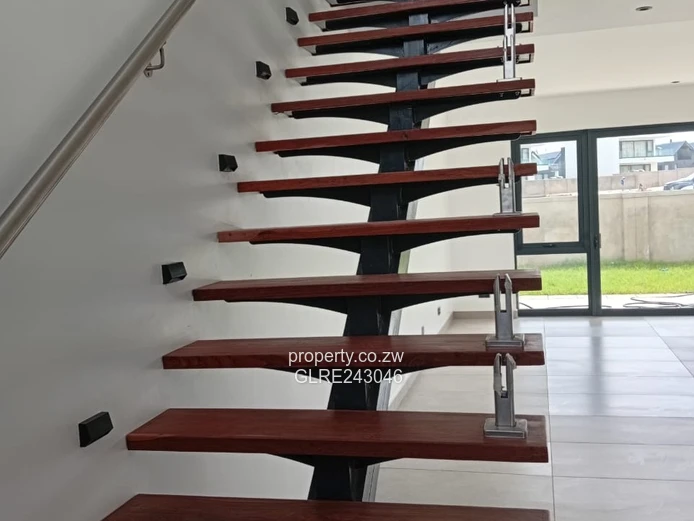 Modern Villa  4-Bed Townhouse in Borrowdale, Harare North - Borehole