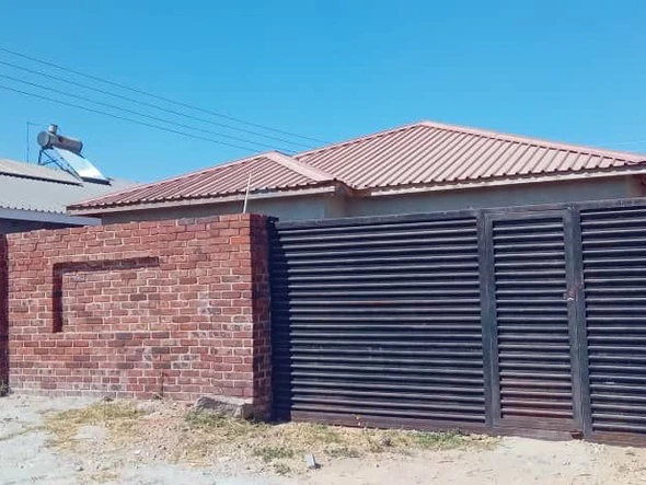 Adelaide Park house for Sale perfect for Renovators  
