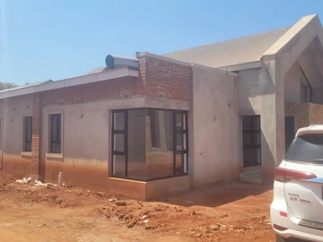 3 Bedroom Flat & Apartment