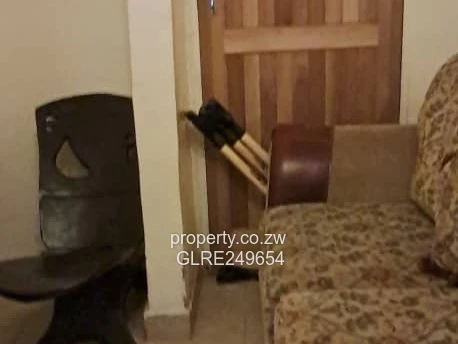 Spacious 5-Bed Home with Borehole in Bloomingdale, Harare West