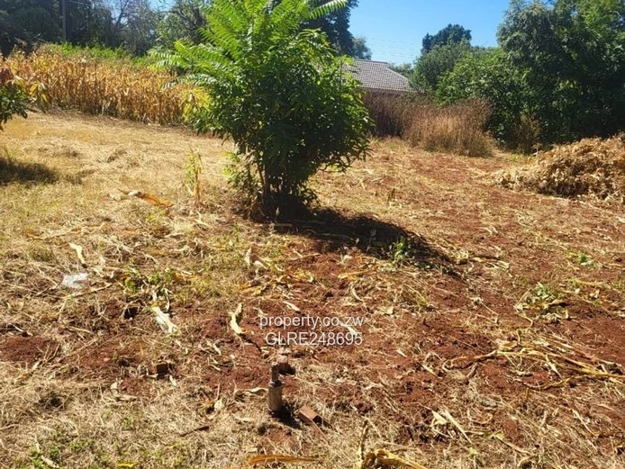 Vacant 4200m² Greendale Stand — Subdividable, Tarred Road