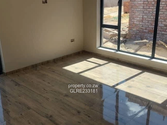 Forsale Modern 3-Bedroom Cluster in Greendale Athlone