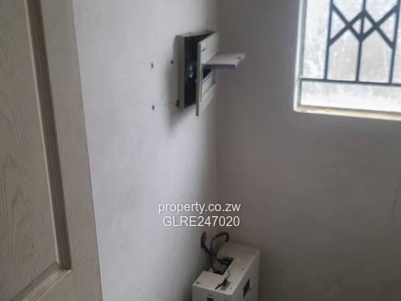 Gated 4-Bed Home in Glen Norah with Borehole