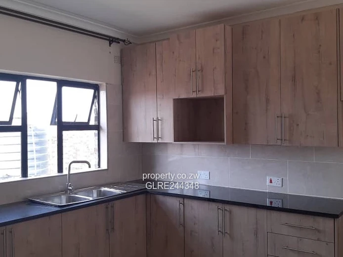 Marlborough 3-Bed Flat with Borehole & Modern Kitchen