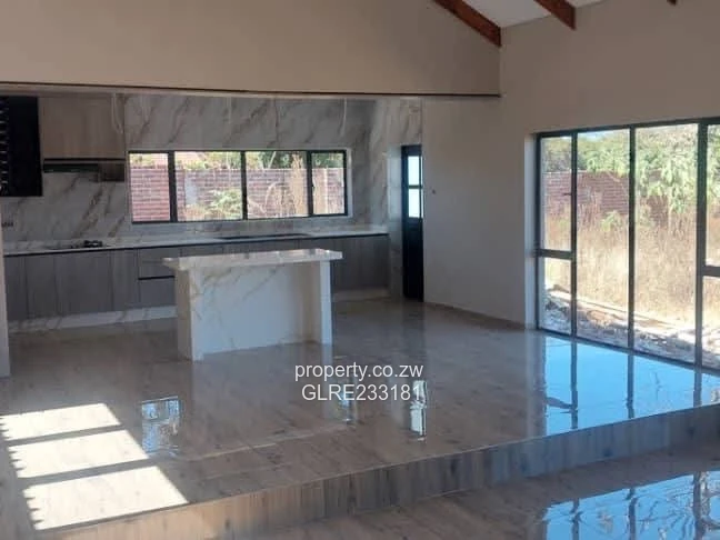 Forsale Modern 3-Bedroom Cluster in Greendale Athlone