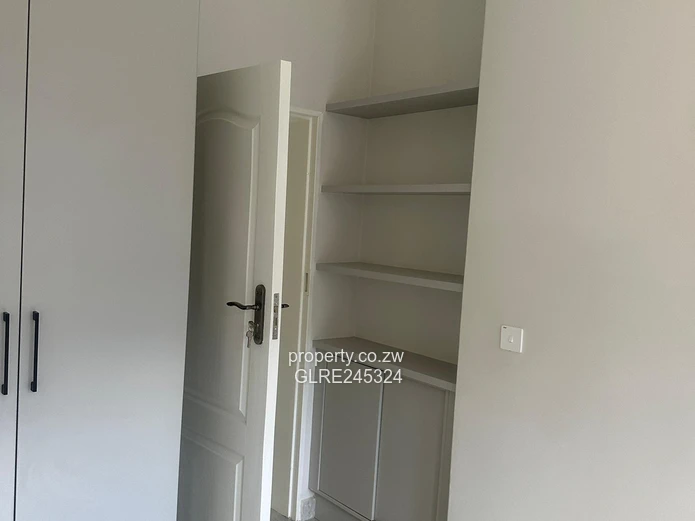 Spacious 2-Bed Apartment in Vainona — Modern Kitchen & Borehole (Sole Mandate)