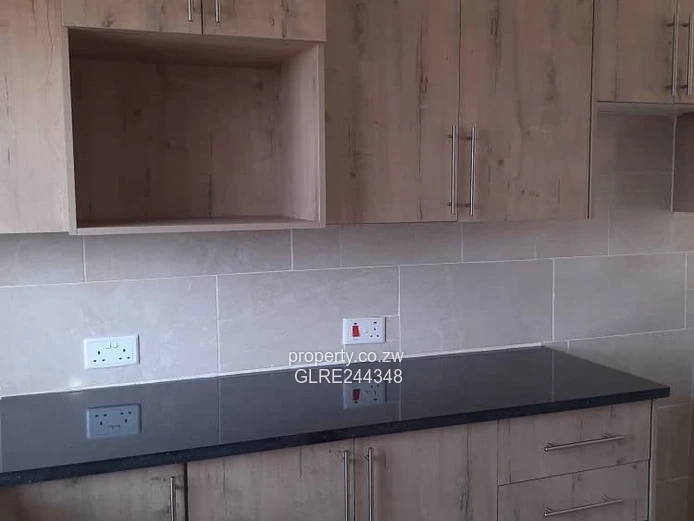 Marlborough 3-Bed Flat with Borehole & Modern Kitchen