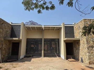 3 Bedroom Flat & Apartment
