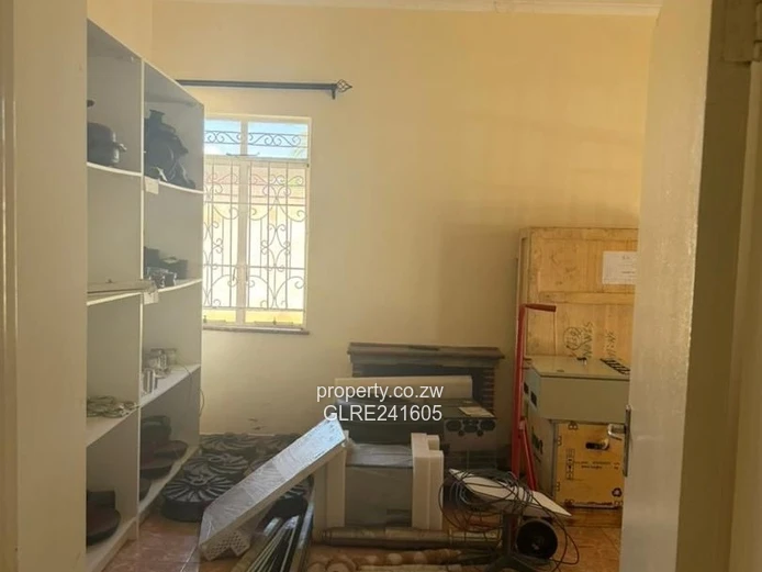 Spacious 5-Bed Home + Office, Borehole — Hillside, Harare South